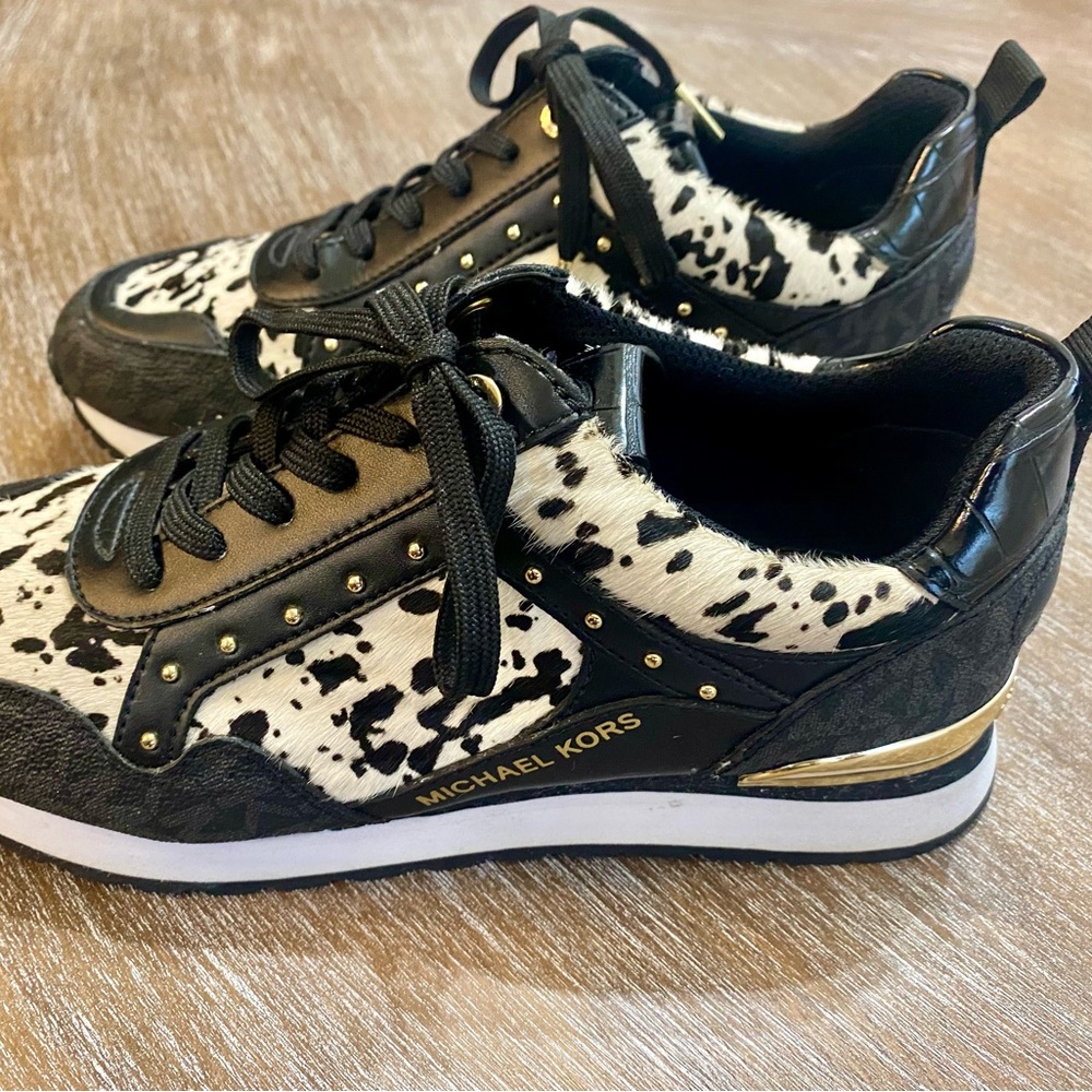 Michael Kors Black Gold Animal Print Patterned Sneakers Size 7.5‎